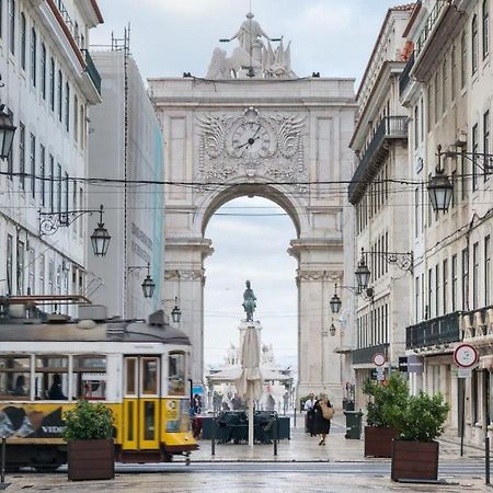 Quarto Com Varanda Na Rua Dos Douradores Lisbon Exterior photo